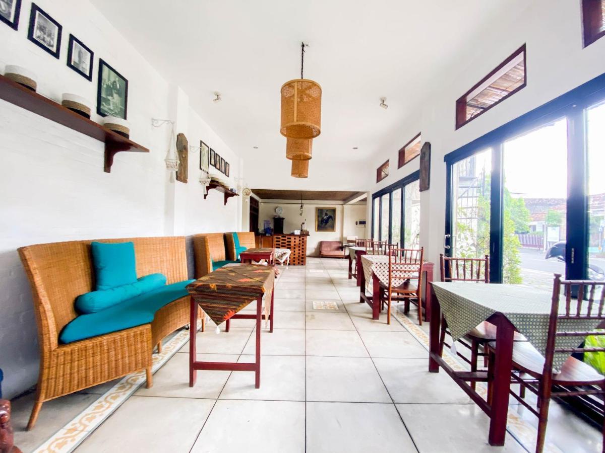 Hinggil Homestay Syariah Malioboro Yogya Mitra Reddoorz يوغياكارتا المظهر الخارجي الصورة